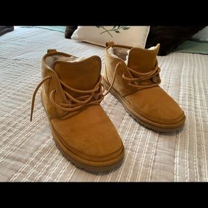 UGG Neumel Classic Fur Lined Suede Chukka Boots
